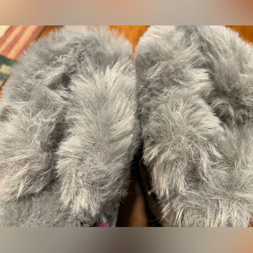 London fog collection  toddler size 5‎  Stylish Winter snow Boots with Fur Trim